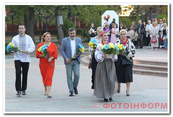 У Кропивницькому відкрили фестиваль театрального мистецтва «Вересневі самоцвіти», фото Ігоря Філіпенка