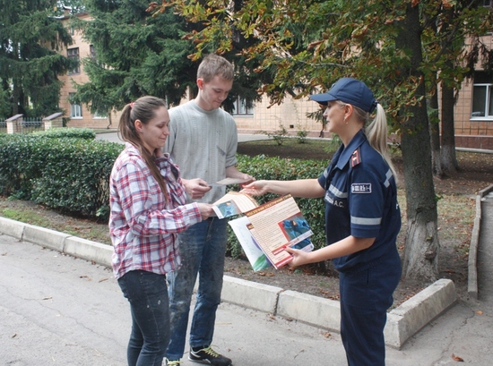 Незалежно від пори року, стабільно високою залишається пожежна небезпека, викликана різники факторами, зокрема – недбалістю людей. 