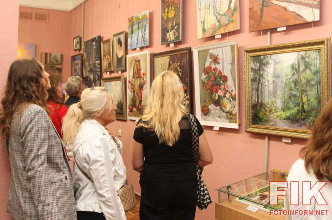 Відкриття виставки «На боці світла» у Музеї мистецтв Кропивницького, фото Ігоря Філіпенка