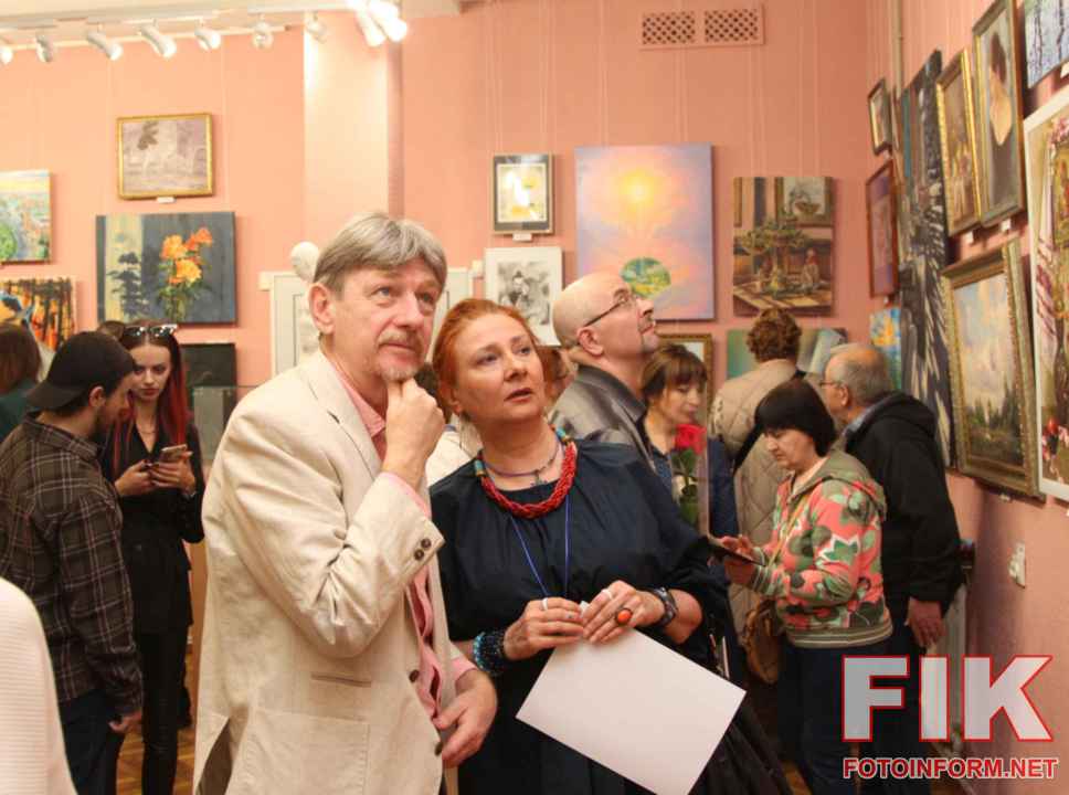 Відкриття виставки «На боці світла» у Музеї мистецтв Кропивницького, фото Ігоря Філіпенка