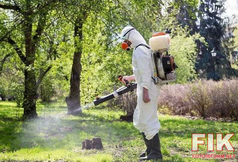 Акарицидна обробка від кліщів у парку Кропивницького березень 2026