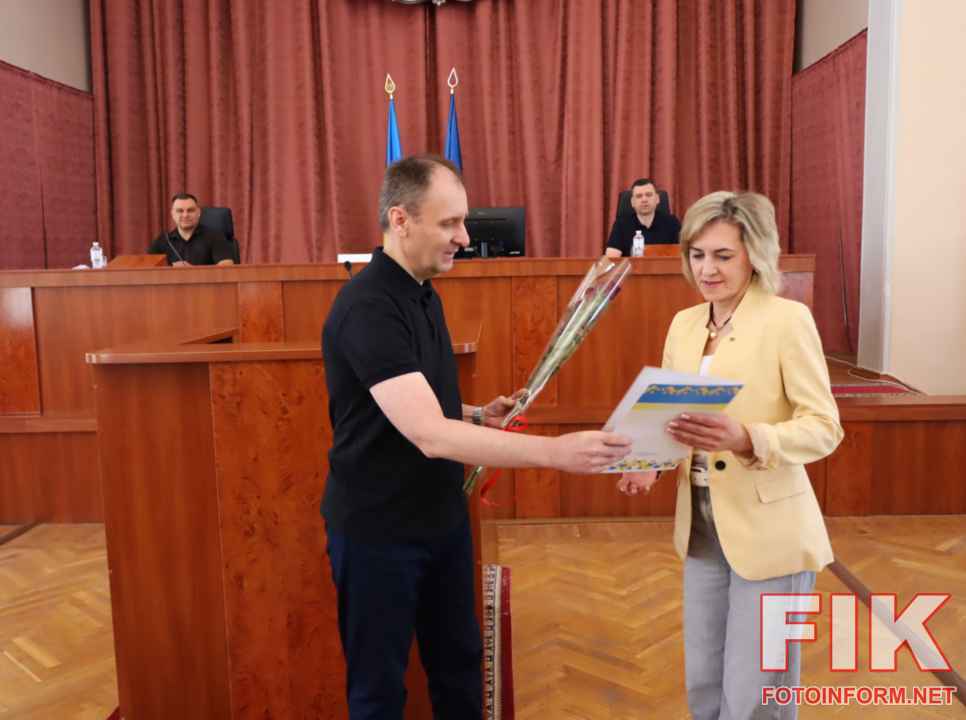 нагороджено директорку ліцею «Арт Плюс» Анну Ніжнікову.