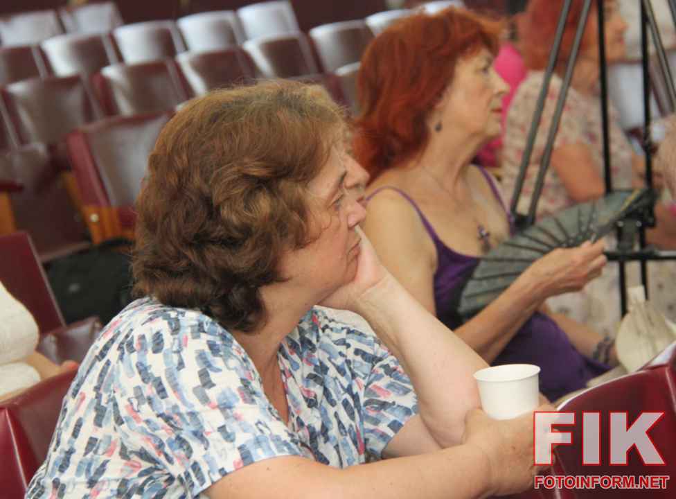 Відбулися громадські слухання щодо перегляду тарифів на проїзд в автобусах та тролейбусах КП «Електротранс», фото Ігоря Філіпенка