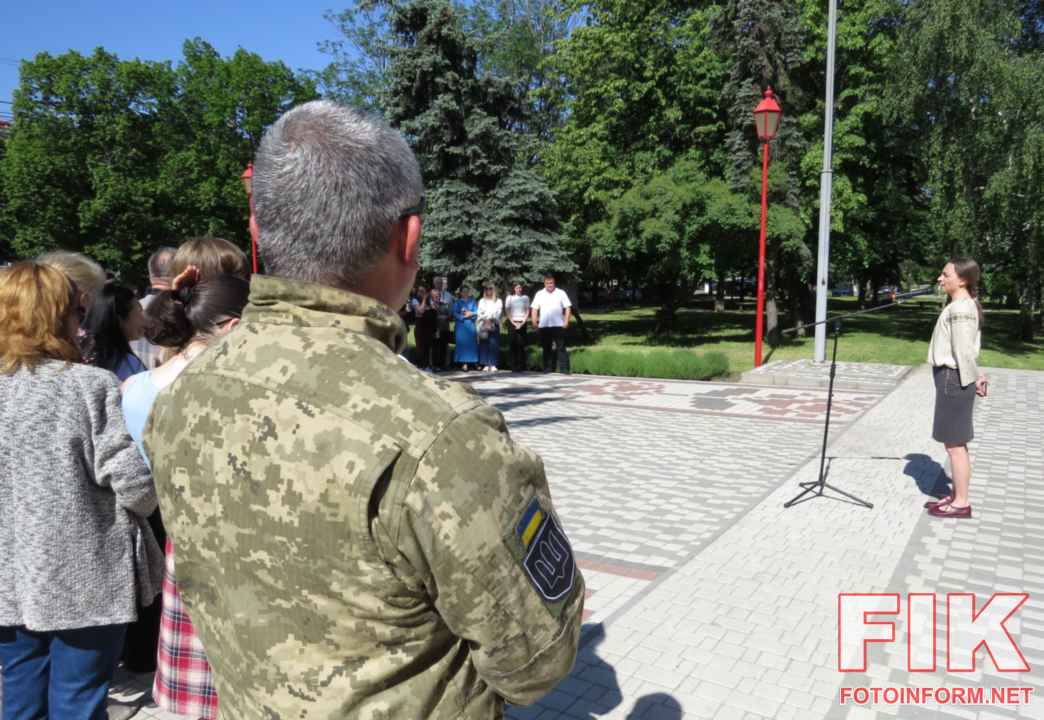 Жителі Кропивницького зібралися біля пам'ятника Тарасу Шевченку, травень 2026 року