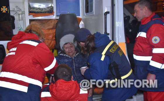 На Кіровоградщину продовжують прибувати евакопотяги з Донеччини (ФОТО)