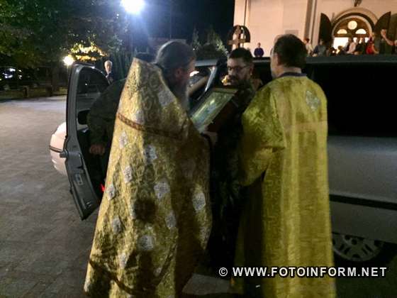 До Кропивницького прибула чудотворна ікона Покрова Божої Матері