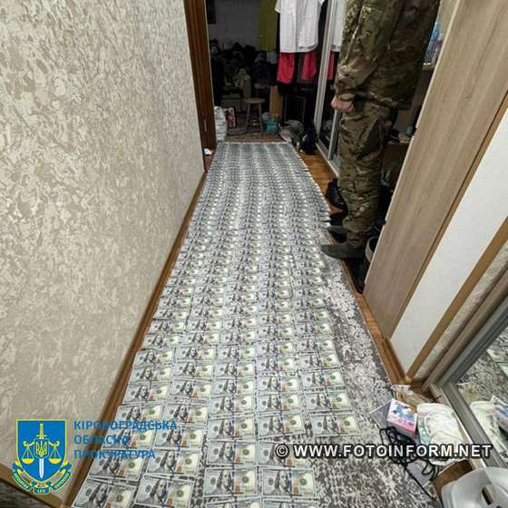 На Кіровоградщині збували контрафактні тютюнові вироби та сурогатний алкоголь (ФОТО)