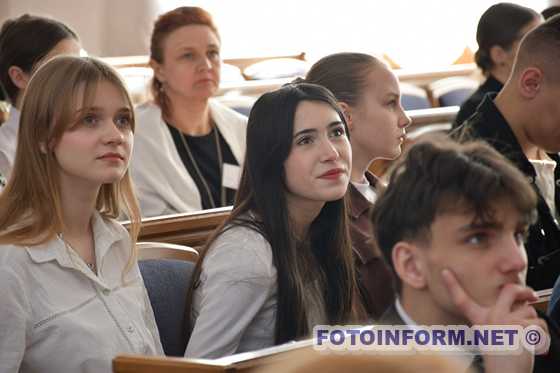 У Кропивницькому відбулося засідання обласного парламенту дітей (ФОТО)