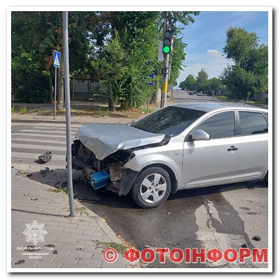 https://www.fotoinform.net/news/novosti-na-ukrainskom-yazike/u-kropivnitskomu-porushennya-pravil-proyizdu-perehrest-prizvelo-do-dtp-foto.html