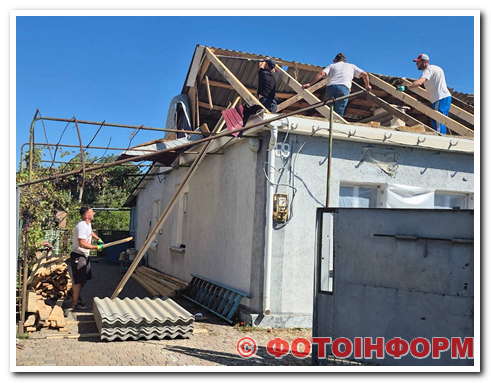 У Знам’янці тривають відновлювальні роботи після ворожого дронового удару (ФОТО)