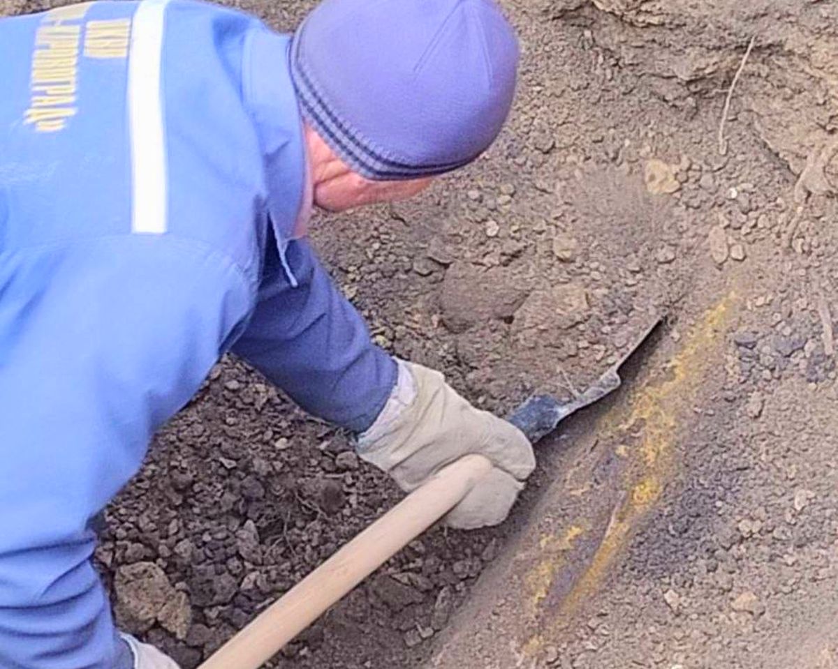 Ремонтні роботи фахівців ОКВП Дніпро-Кіровоград на вулицях міста.