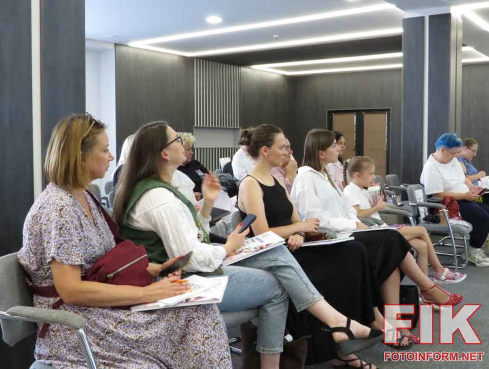 Засідання Прес клубу у Кропивницькому , фото Ігоря Філіпенка