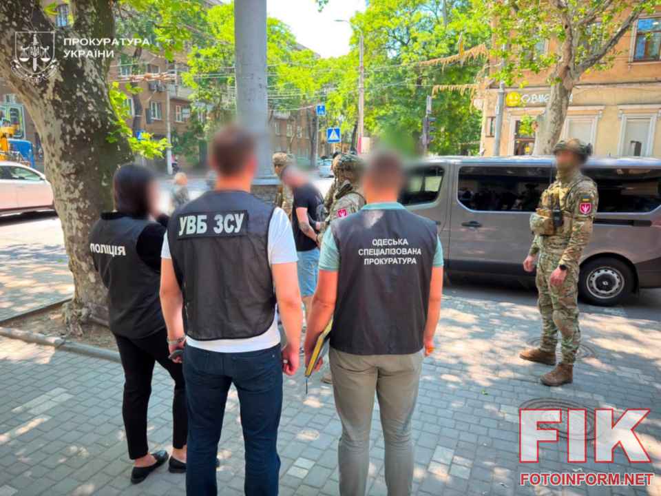 Затримання офіцера в Одесі під час отримання хабаря за рішення ВЛК