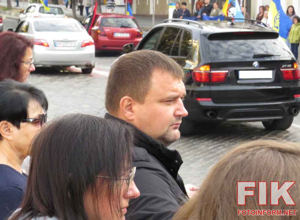 Прощання з захисниками України Іваном Хорєвим, Олексієм Матинським та Дмитром Соломєєвим у Кропивницькому, фото Ігоря Філіпенка