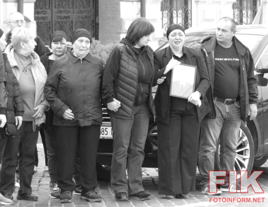Прощання з захисниками України Іваном Хорєвим, Олексієм Матинським та Дмитром Соломєєвим у Кропивницькому, фото Ігоря Філіпенка