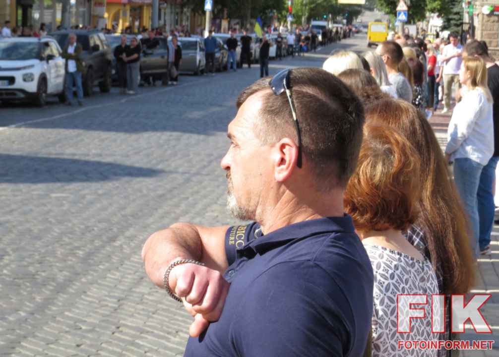 Траурна церемонія прощання із загиблими воїнами ЗСУ на головній площі Кропивницького