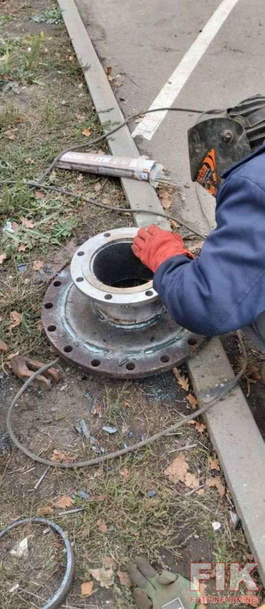 бригади підприємства працюють над усуненням витоків та оновленням мереж