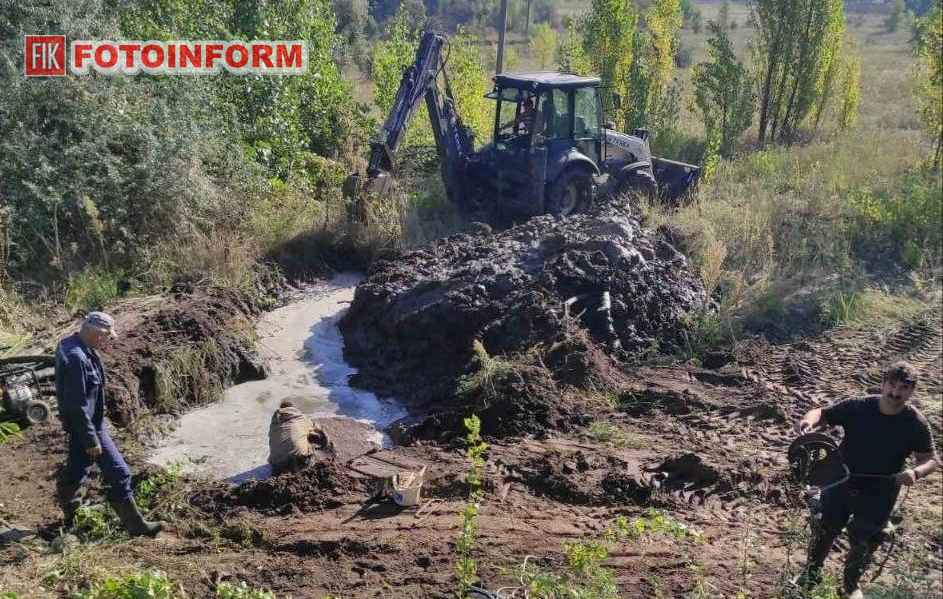 Аварійні роботи на водопроводі Дніпро-Кіровоград 26 вересня