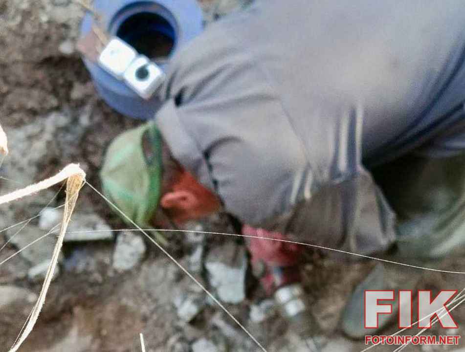 Фахівці ОКВП Дніпро-Кіровоград проводять ремонтні роботи на водопроводі