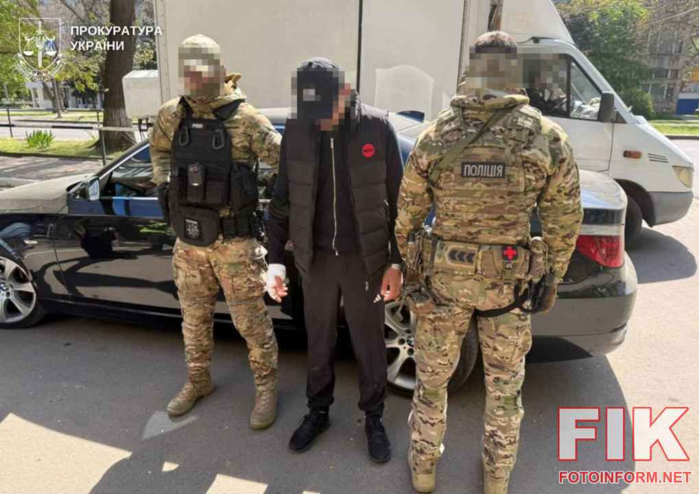Затримання підозрюваних у крадіжці 3,4 млн грн на Кіровоградщині працівниками поліції.