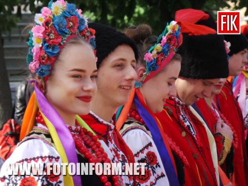 Сьогодні, 21 травня, у Кропивницькому відбувся мітинг та покладання квітів до пам