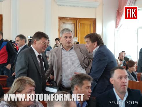 Только что в Кировоградском городском совете началось второе заседание 52-й сессии городского совета.