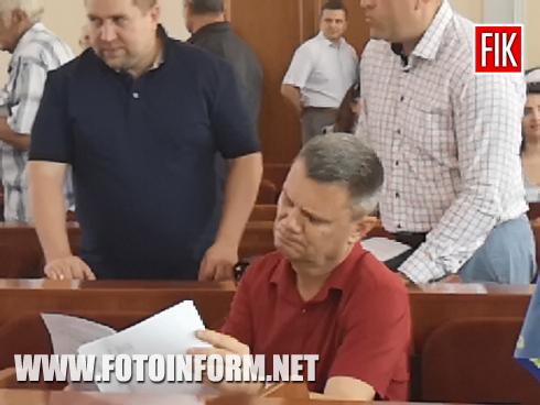 Зараз в приміщенні міської ради розпочалося третє засідання п’ятнадцятої сесії міської ради міста Кропивницького, FOTOINFORM.NET