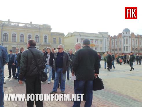 Сьогодні, 10 березня, у місті Кропивницький шахтарі-інваліди, пенсіонери, ветерани праці шахти «Інгульська» вийшли на акцію протесту, повідомляє FOTOINFORM.NET 