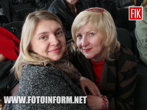 Сьогодні, 22 березня, у Кропивницькому розпочала свою роботу 16-звітно-виборна конференція Кіровоградської обласної спілки журналістів НСЖУ.