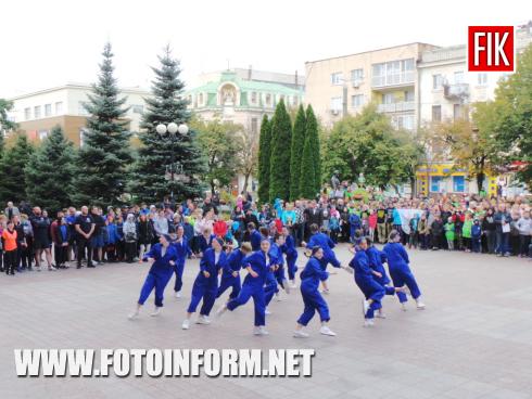 В обласному центрі розпочалися святкові заходи з нагоди 265-ї річниці з дня заснування міста, повідомляє FOTOINFORM.NET