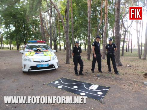 Сьогодні, 28 серпня, у місті Кропивницький на Козачому острові презентували проект першої велосипедної доріжки, повідомляє FOTOINFORM.NET