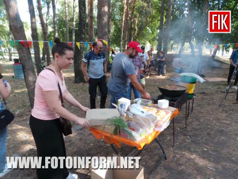 Сьогодні, 28 серпня, у місті Кропивницький на Козачому острові презентували проект першої велосипедної доріжки, повідомляє FOTOINFORM.NET