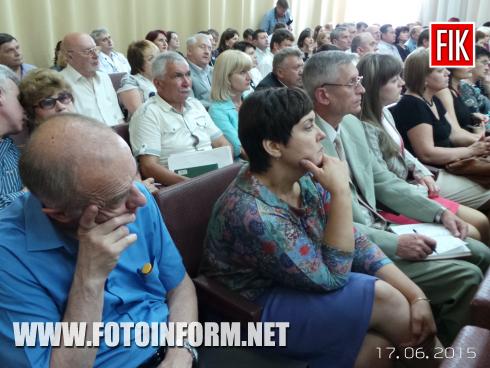 Сегодня, 17 июня, Министр охраны здоровья Украины Александр Квиташвили приехал в Кировоград с рабочей поездкой.