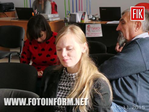 В Кировоградском пресс-клубе состоялась первая информационная сессия посвящённая второму туру мэрских выборов в Кировограде